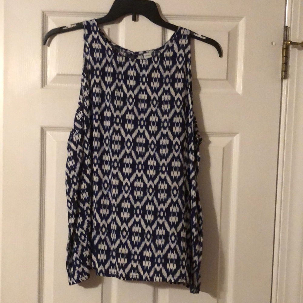 Old Navy navy and white tank top size XL